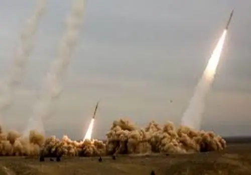 اصابت موفق موشک های ایرانی به پایگاه هوایی رامون در اسرائیل+ فیلم