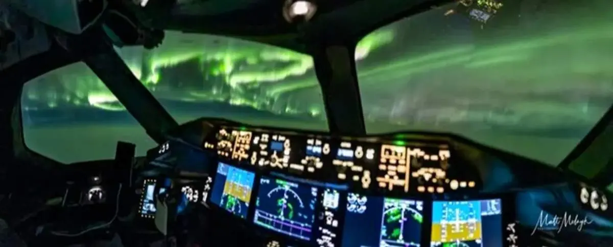 نمایش حیرت انگیز شفق قطبی از دید یک خلبان+تصاویر