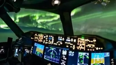 نمایش حیرت انگیز شفق قطبی از دید یک خلبان+تصاویر