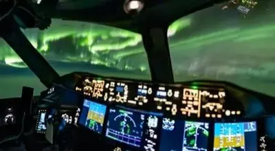 نمایش حیرت انگیز شفق قطبی از دید یک خلبان+تصاویر