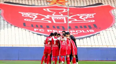 پرسپولیس از خرید جدیدش رونمایی کرد + فیلم / پیام نیازمند رسما سرخ پوش شد