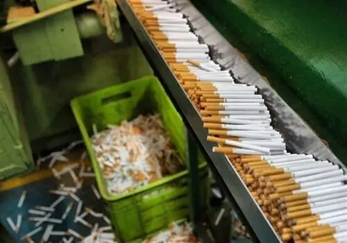 هشدار رئیس کمیسیون اجتماعی مجلس: کارگران مناطق جنگزده در معرض فروپاشی معیشتی