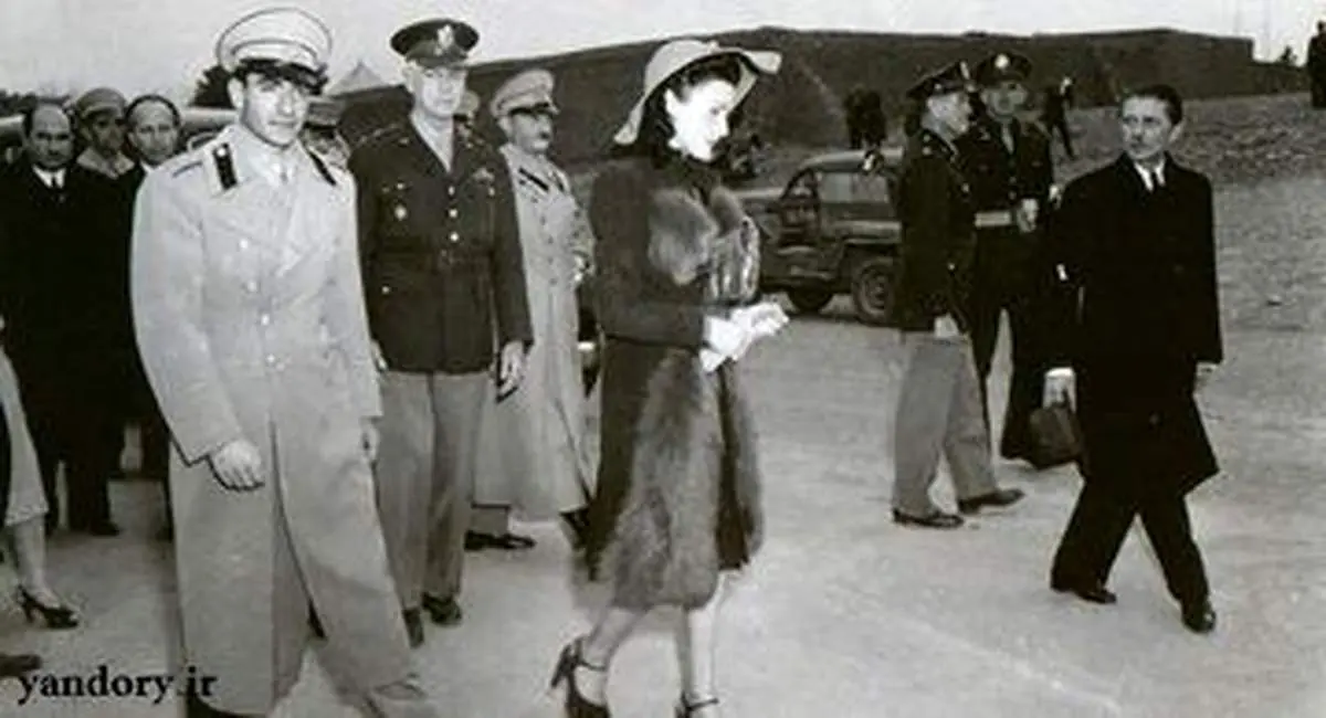 عکسی کمتر دیده شده از محمدرضا پهلوی در خدمت سربازی