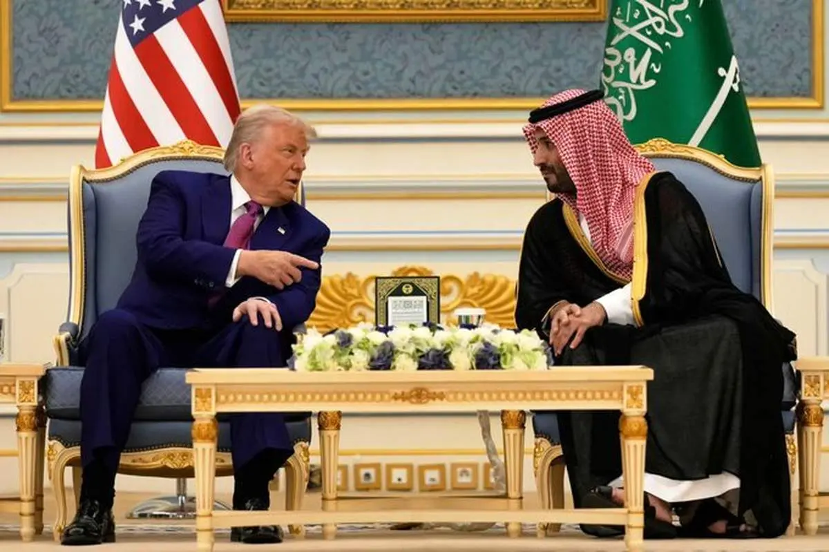 اکونومیست از درخواست محرمانه عربستان برای تعویق حمله به ایران تا بعد از حج خبر داد