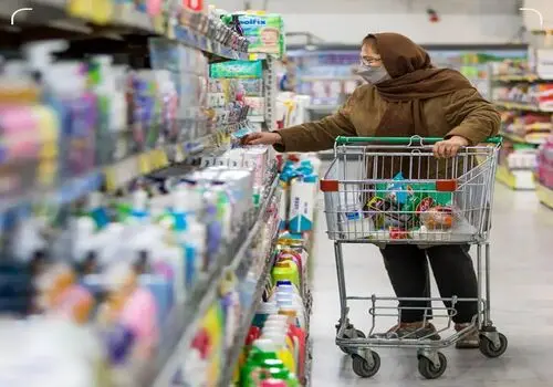 بعد از گوشت و آجیل قسطی، نوبت به پوشاک رسید!+ عکس