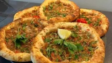 طرز تهیه پیتزا ترکی خوشمزه و پر ملات