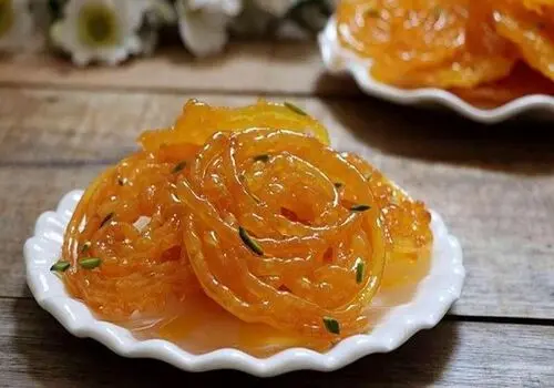زولبیای قنادی ها را در خانه درست کنید
