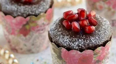 طرز تهیه کاپ کیک انار برای شب یلدا