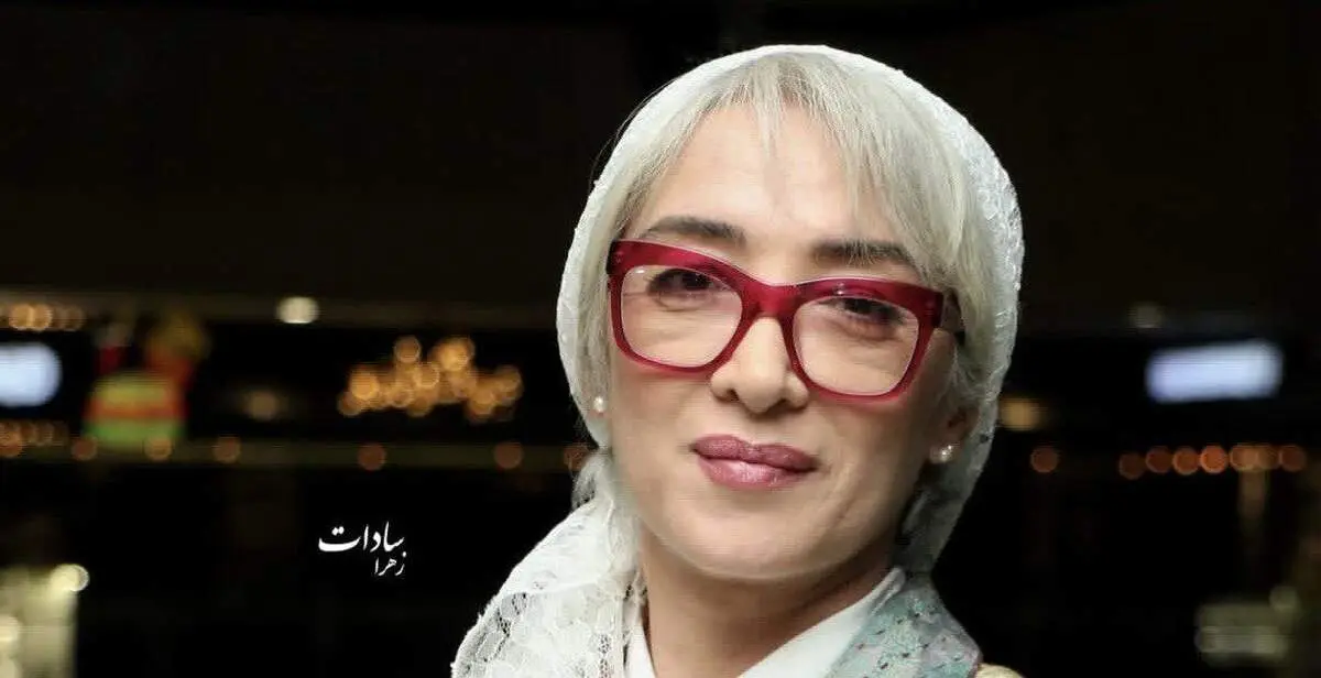 کتِ خاص و عینک قرمز: استایل بی‌نظیر پانته‌آ پناهی‌ها در کانون توجه!