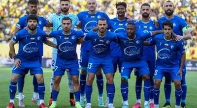 کری‌خوانی سنگین مجری شبکه گیلان برای استقلالی‌ها
