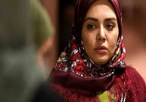 قایقرانی حرفه‌ای ندا قاسمی بازیگر نقش شیرین سریال نون خ در دریای خلیج فارس /عکس