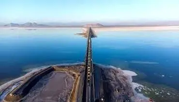 بارش باران امید را به دریاچه ارومیه هدیه داد/ افزایش ۴۰ سانتی تراز دریاچه+فیلم