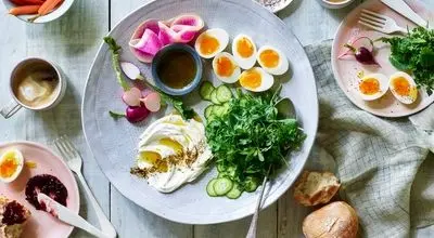 چطور با انتخاب صبحانه مناسب، صورت خوش‌تراش داشته باشیم