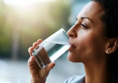 چگونه در فصل سرما از کم‌آبی بدن پیشگیری کنیم؟

