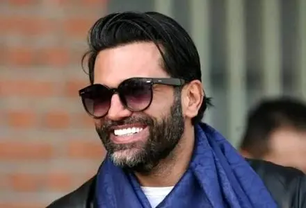 قاب عاشقانه علیرضا نیکبخت‌واحدی در کنار دختر زیبایش