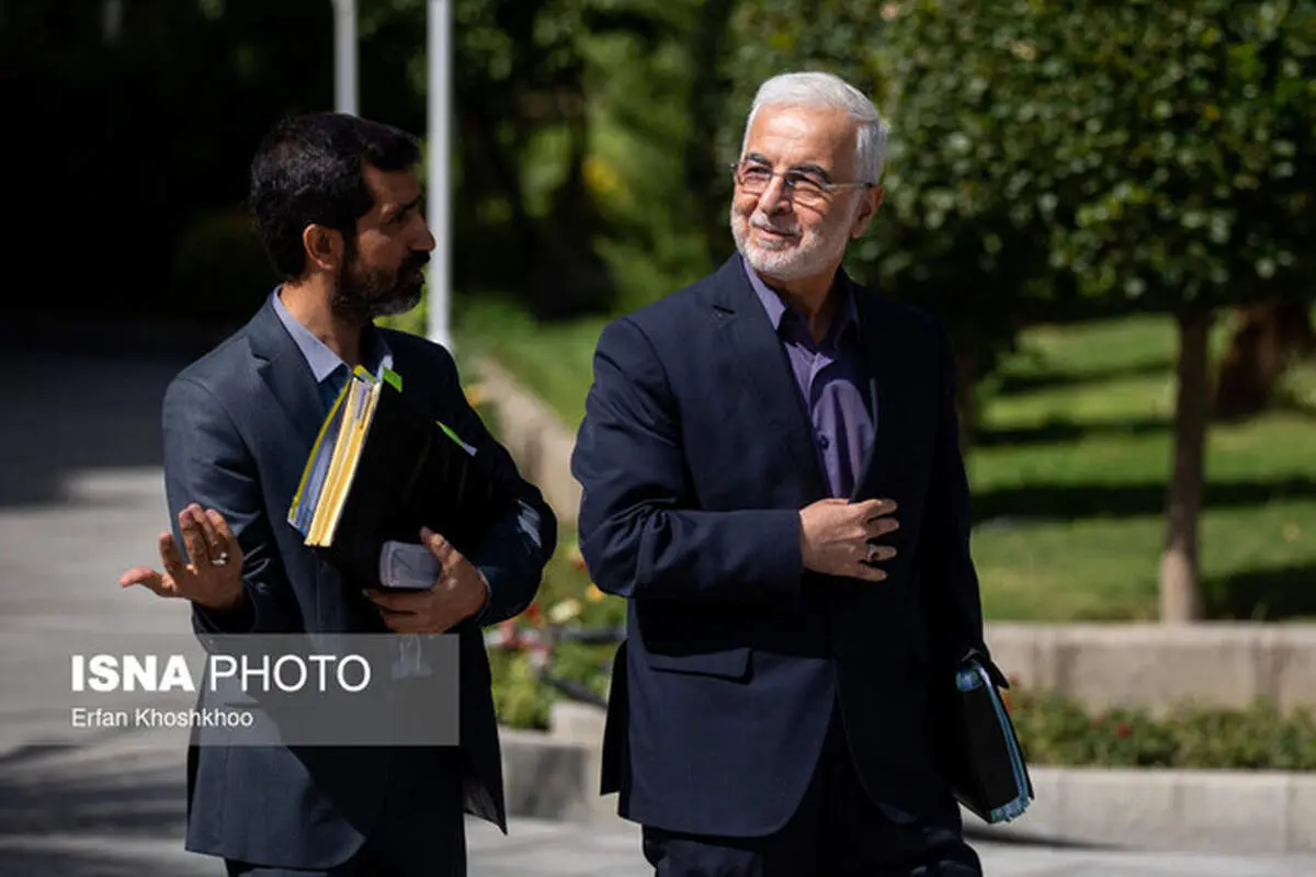 آمار رسمی: خروج ۸۰۰ هزار تبعه خارجی از ایران در ۸ ماه!