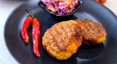 باکوان مرغ و سبزیجات؛ کوکو خوشمزه از خیابان‌های اندونزی