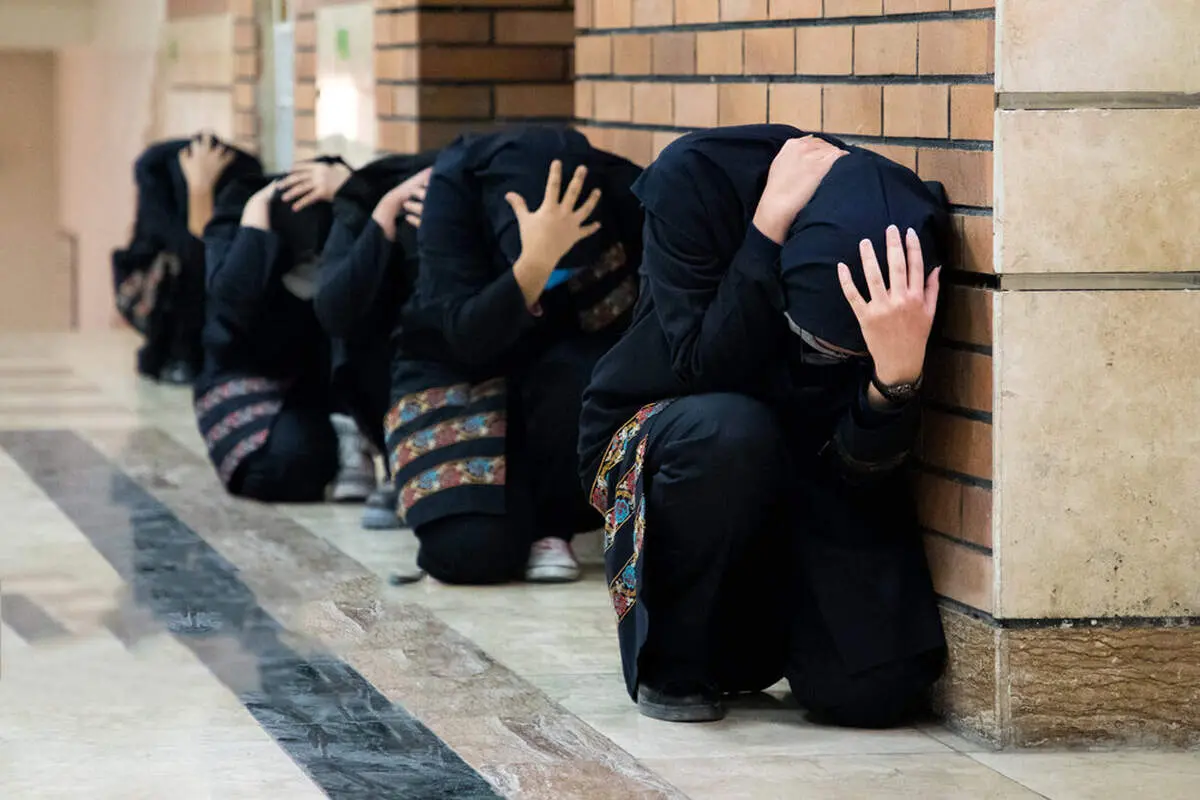 چگونه در خانه‌های آپارتمانی پناه‌گیری کنیم؟
