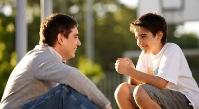 چه زمانی باید نگران فرزند نوجوانمان باشیم؟
