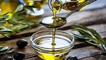 چرا فقط دو قاشق روغن زیتون در روز بخوریم؟

