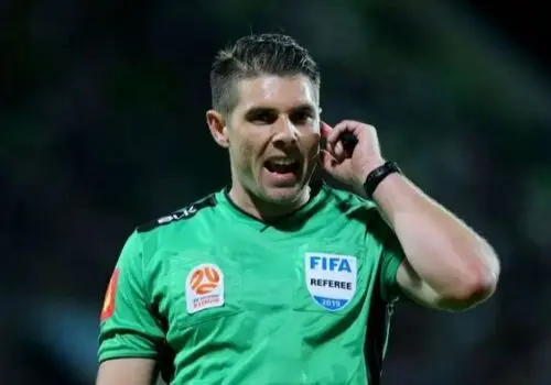 داور بازی ذوب‌آهن-پرسپولیس تهدید به مرگ شد

