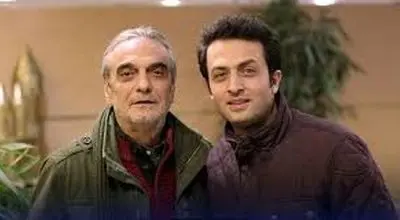 اشک‌های مصطفی زمانی در مراسم خاکسپاری همایون ارشادی+ فیلم