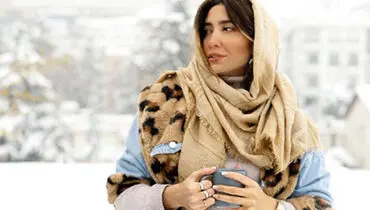 تصاویری جدید از نیکی مظفری در کنار پدرش و مارال بنی آدم در نمایش آرش