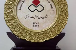 درخشش بانک ملی ایران در جشنواره روابط عمومی / دریافت نشان عالی مسئولیت اجتماعی