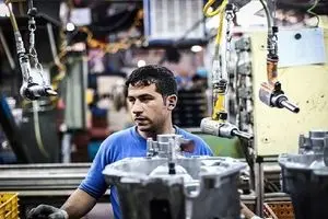 قراردادهای کار کارگران در شرایط جنگ به صورت خودکار تمدید شد