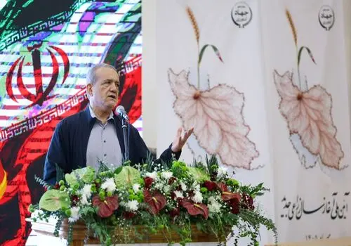 پزشکیان: فداکاری پرستاران باید نسل‌به‌نسل روایت شود+عکس