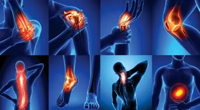 ۱۰ نوشیدنی برای کاهش طبیعی التهاب و درد
