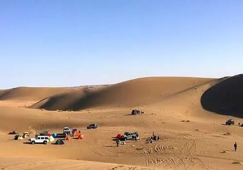 تعطیلی پیست سافاری روستای مصر،آبشار نمکی و چشمه گرمه خوروبیابانک