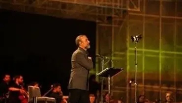 تصاویری از شب اول کنسرت علیرضا قربانی در آزادی