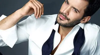 عکس جذاب بازیگر خوش‌چهره سریال عشق اجاره‌ای