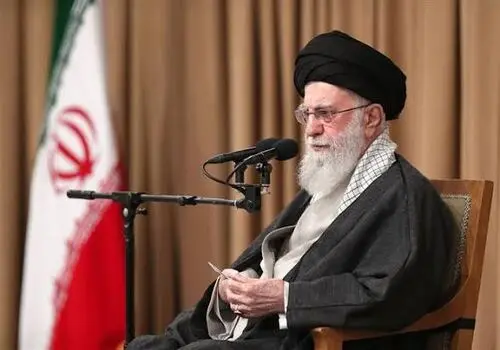 پیام سفیر یمن از مراسم تشییع رهبر شهید؛ آغاز افول آمریکا و اسرائیل