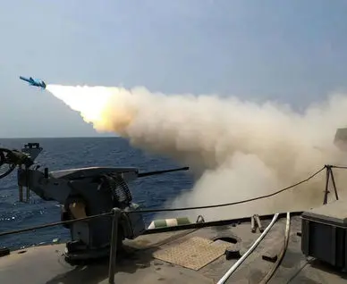 
ادعای آسوشیتدپرس: رزمایش ایران در خلیج فارس قطعی شد
