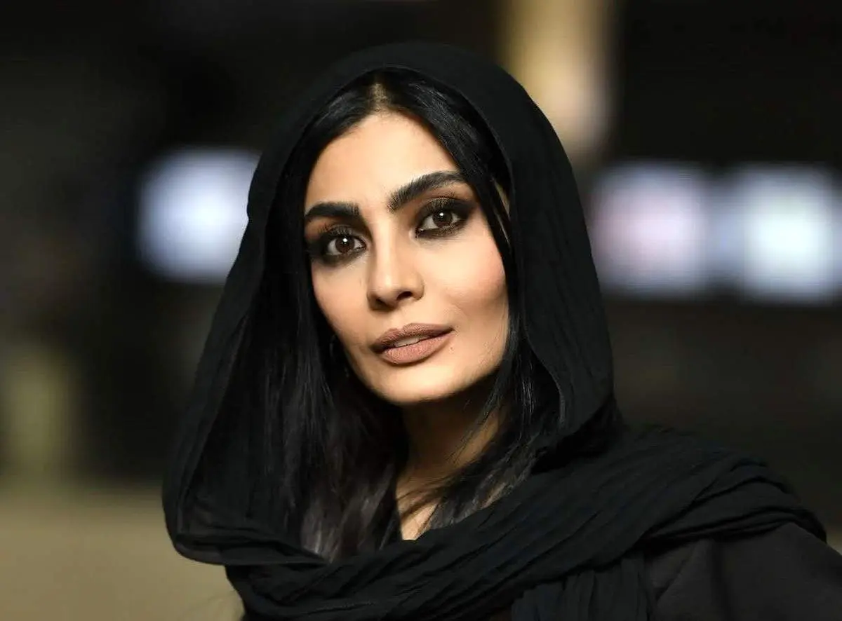 استایل خاص و تمام مشکی صحرا اسدالهی خبر ساز شد!