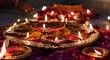 صحنه هایی تکان دهنده از پرتاب مدفوع گاو در جشن دیوالی هندوها + فیلم