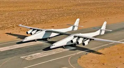 پرواز پر ابهت بزرگترین هواپیمای جهان+ فیلم