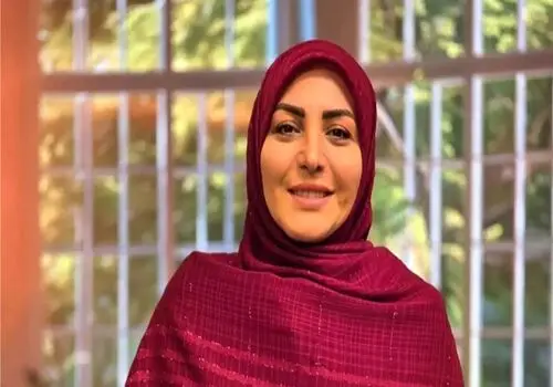 لحظه مزاحمت برای المیرا شریفی‌مقدم روی آنتن زنده + فیلم