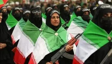 تصاویر متفاوت زنان موشک‌به‌دست در رزمایش «جان‌فدا»+ فیلم