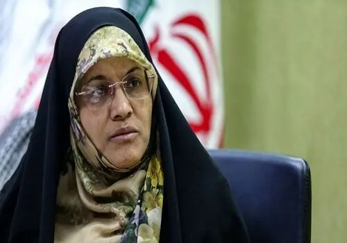 ثبت نام اولین زن در انتخابات ریاست جمهوری۱۴۰۳+ فیلم