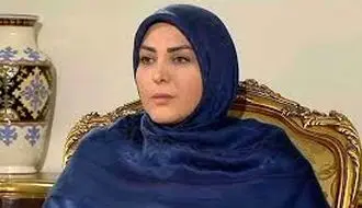 بغض مجری معروف در تلویزیون: شوک او از تصاویر شلوغی دانشگاه چه بود؟ (ویدئو)
