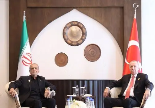 بازگشت پزشکیان به تهران پس از شرکت در اجلاس اکو