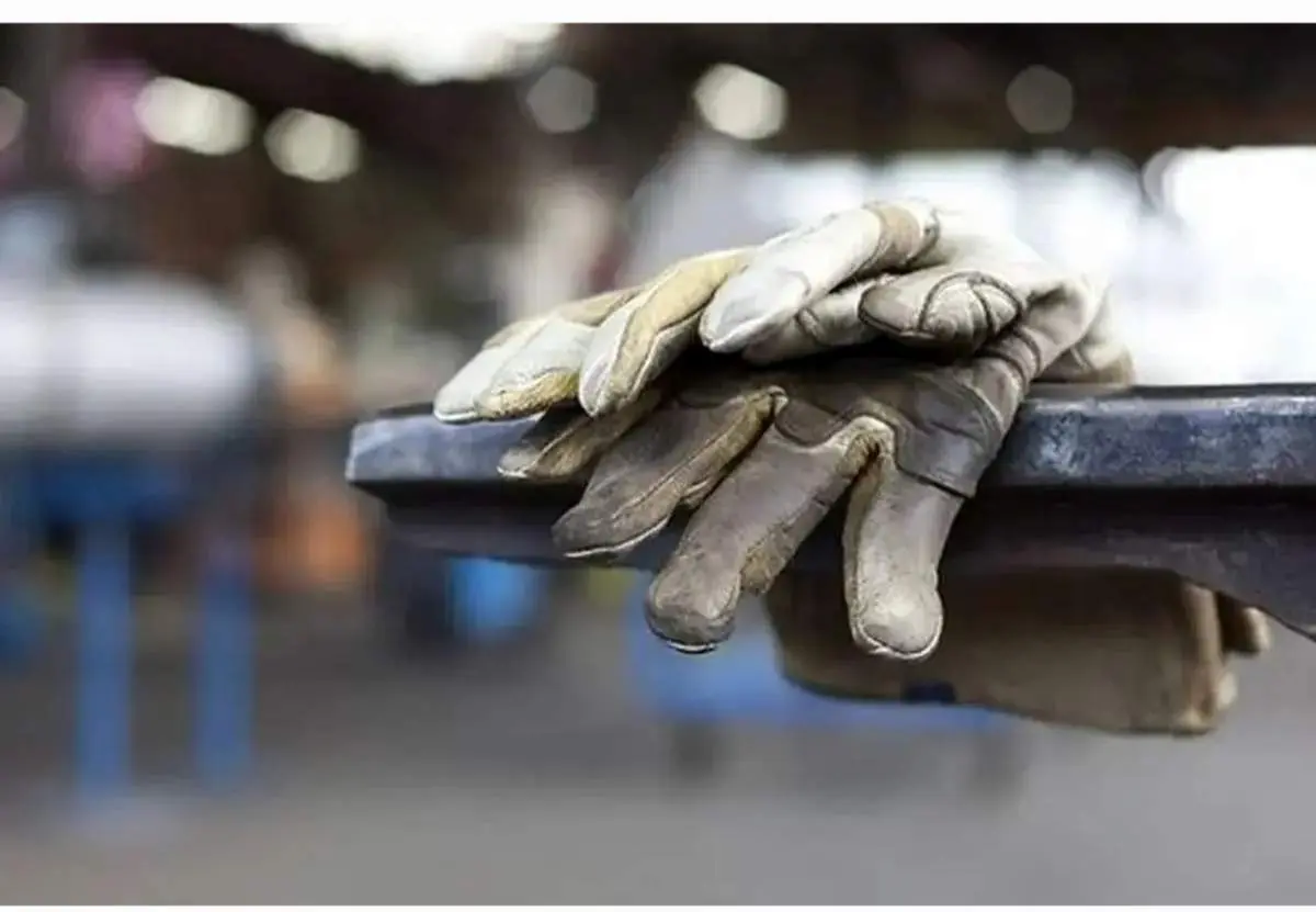 خط فقر نزدیک ۶۰ میلیون تومان؛ آیا حقوق کارگران با تورم هماهنگ می‌شود؟