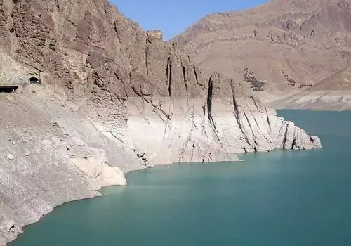  آب مشترکان بد مصرف ۱۲ ساعت در روز قطع می‌شود
