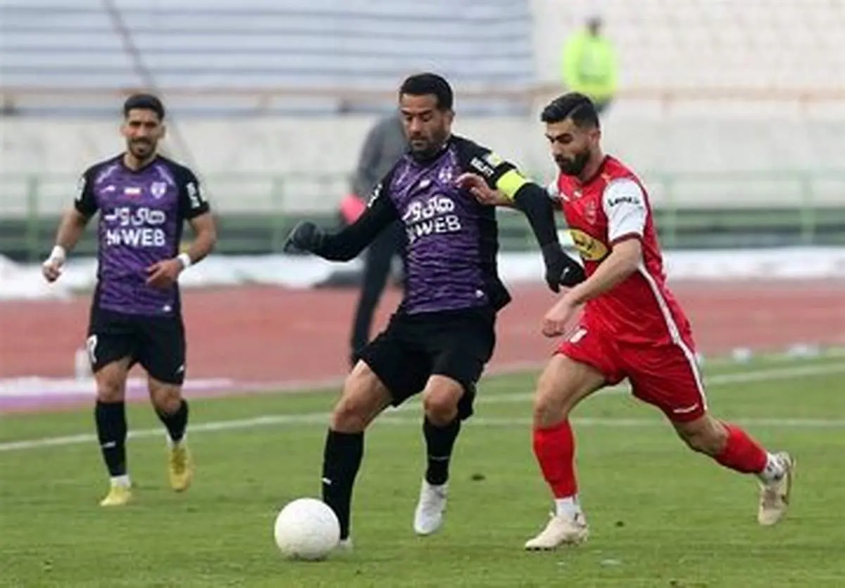 هوادار - پرسپولیس در ورزشگاه پاس قوامین