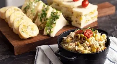 طرز تهیه سالاد الویه؛ غذایی محبوب و مجلسی