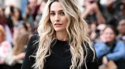 عکس هولناک از سوراخ شدن تیغه بینی دختر مایکل جکسون بر اثر مصرف مواد مخدر