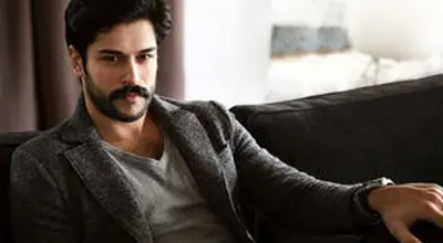 آقای بازیگر جذاب تولدش را با کریسمس جشن گرفت